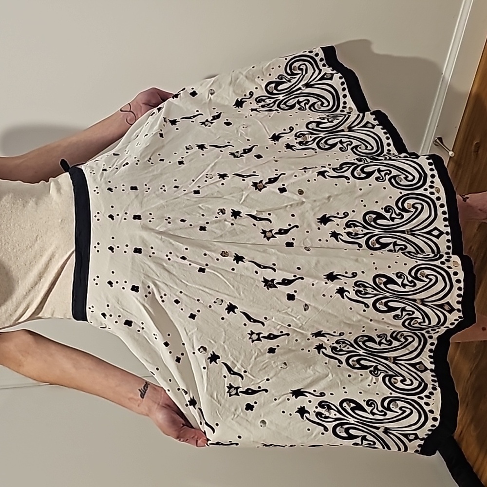 Max Mehra FREE Size Skirt